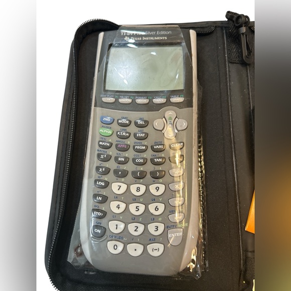 TI-84 Plus Silver Edition Graphing Calculator with case - Picture 3 of 9